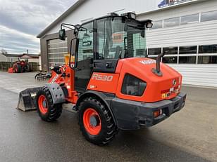 Main image Kubota R530 8