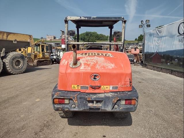 Image of Kubota R630 equipment image 3