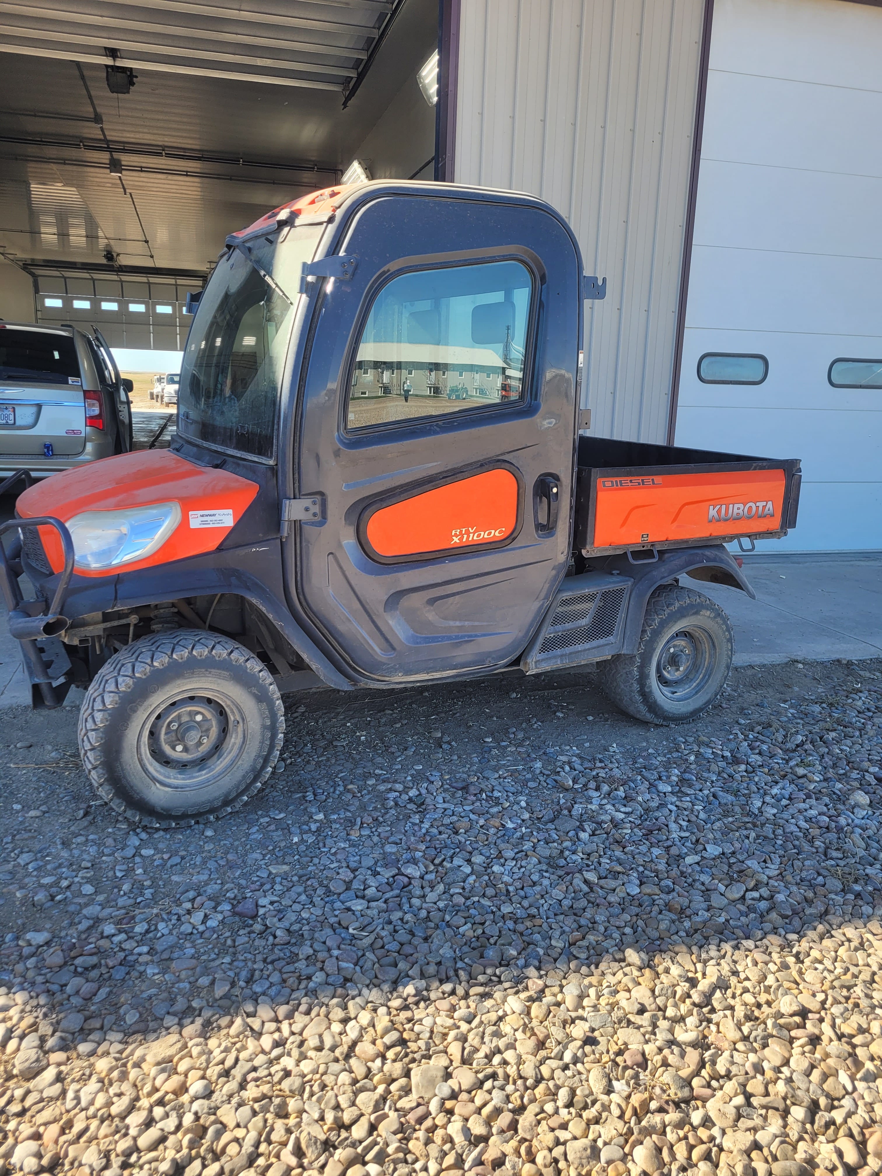 2017 Kubota RTV-X1100C Equipment Image0