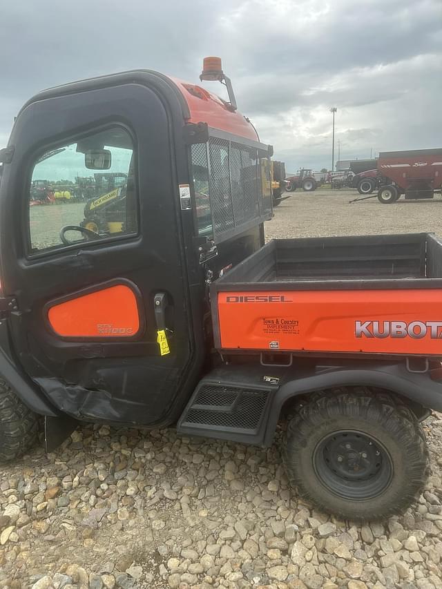 Image of Kubota RTV-X1100C equipment image 3