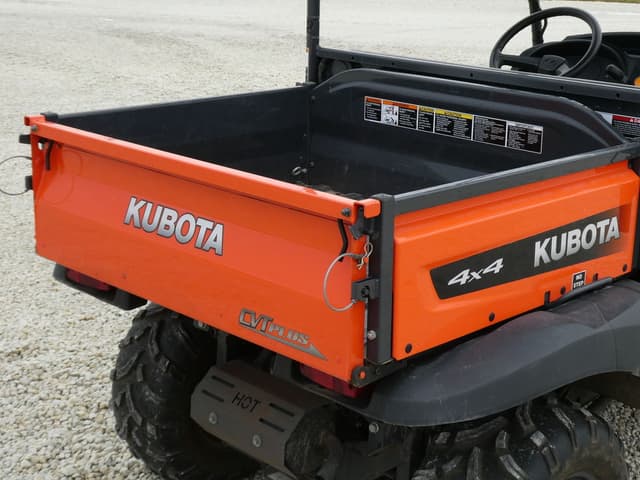 Image of Kubota RTV400CI equipment image 4