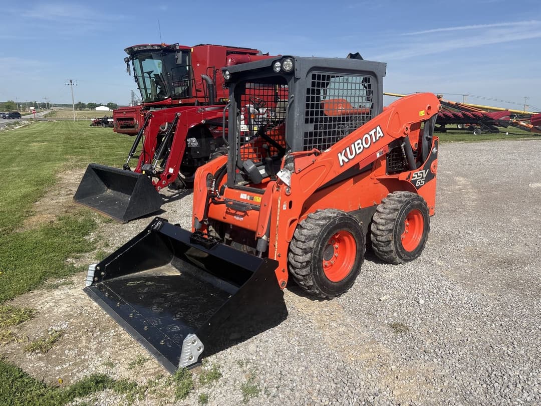Image of Kubota SSV65 Primary image