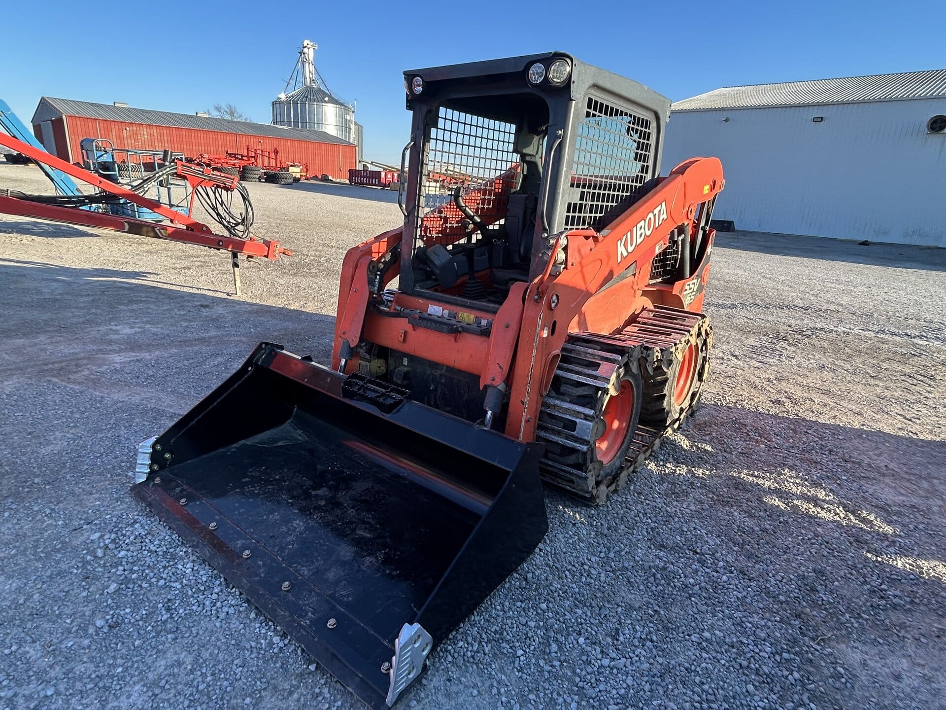 2017 Kubota SSV65 Equipment Image0
