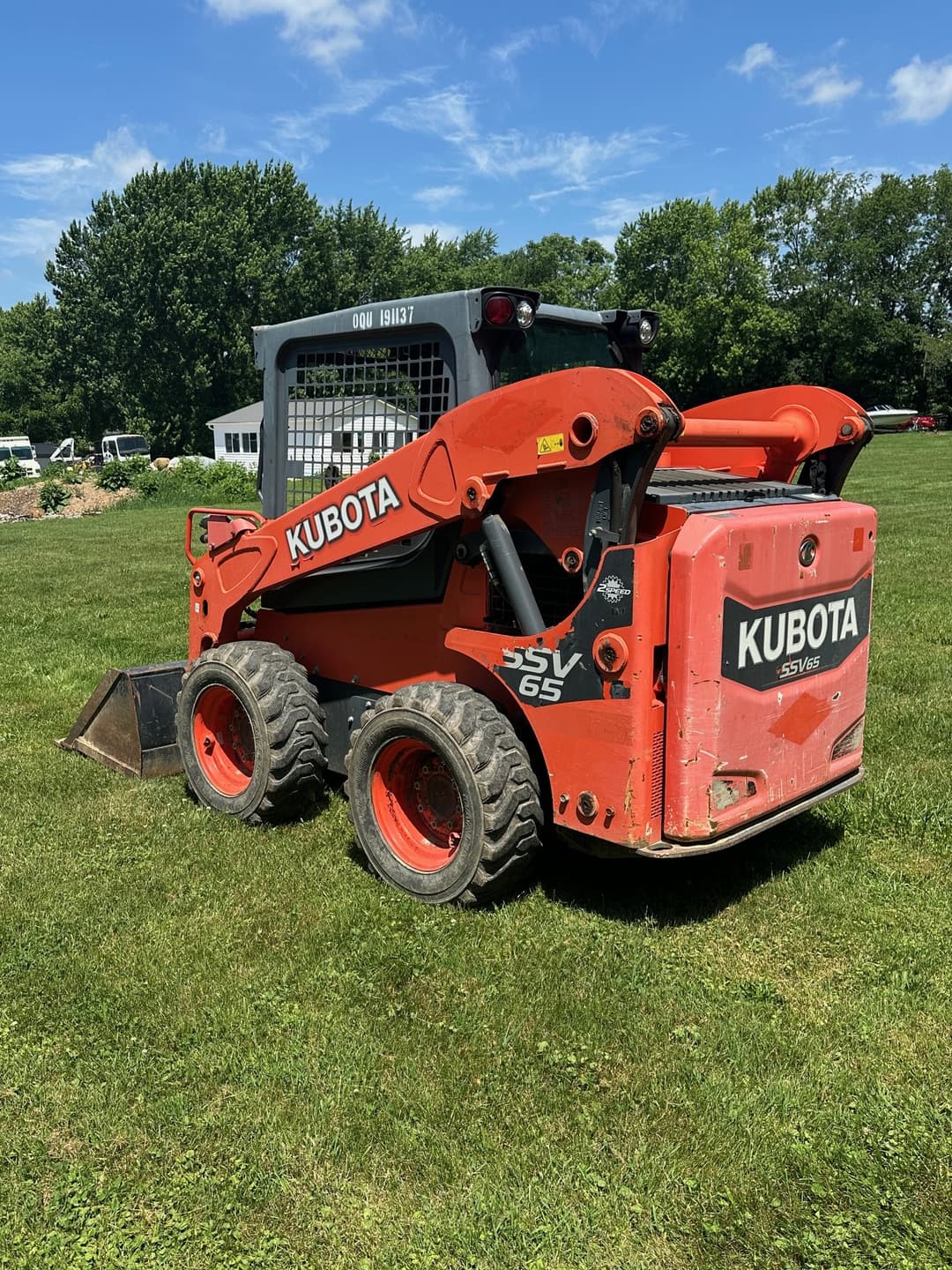 Image of Kubota SSV65 Primary image