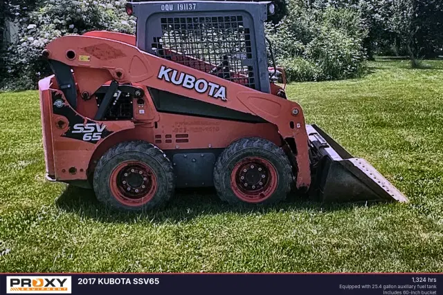 Image of Kubota SSV65 equipment image 3