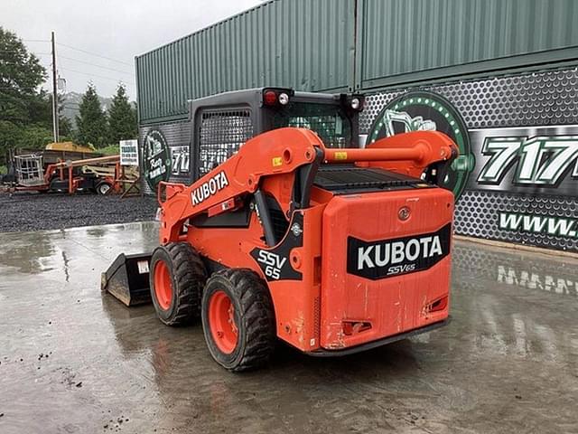 Image of Kubota SSV65 equipment image 1