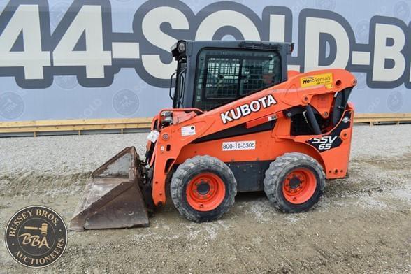Image of Kubota SSV65 equipment image 4
