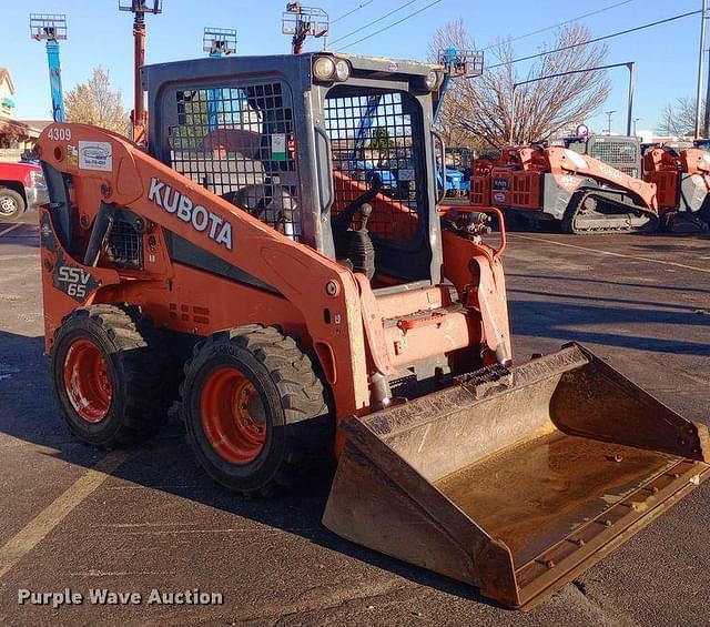 Image of Kubota SSV65 equipment image 2