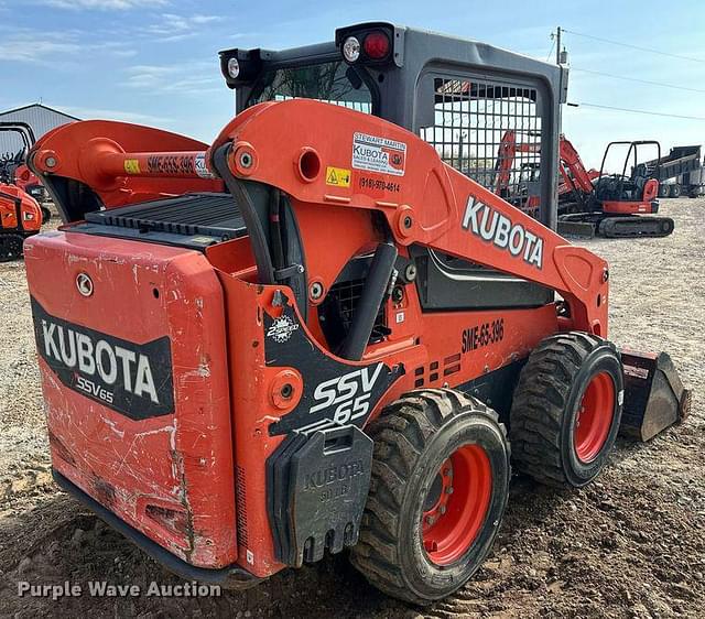 Image of Kubota SSV65 equipment image 4