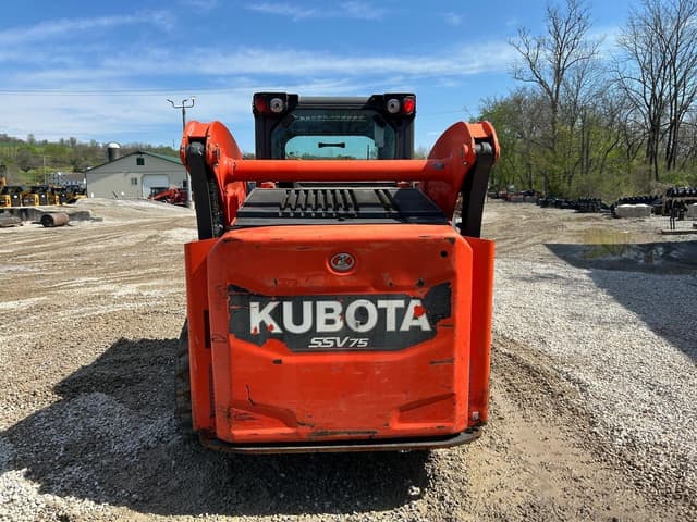 Image of Kubota SSV75 equipment image 2
