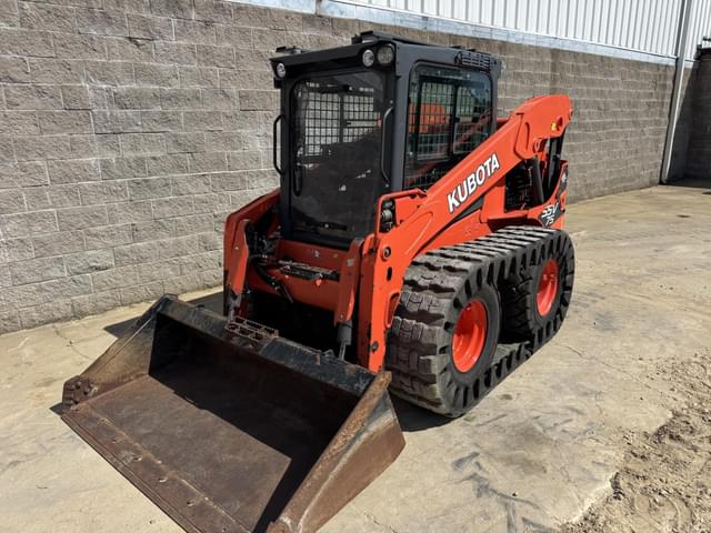 Image of Kubota SSV75 equipment image 3