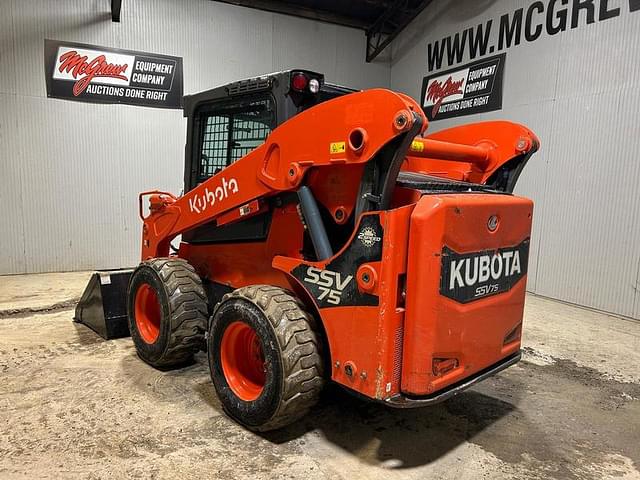 Image of Kubota SSV75 equipment image 2