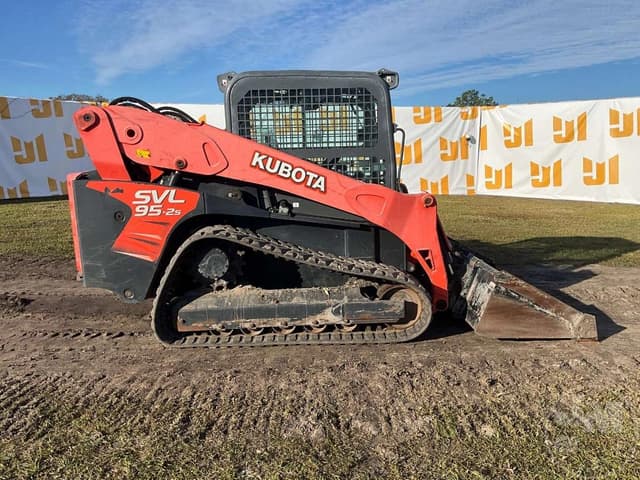 Image of Kubota SVL95-2S equipment image 3