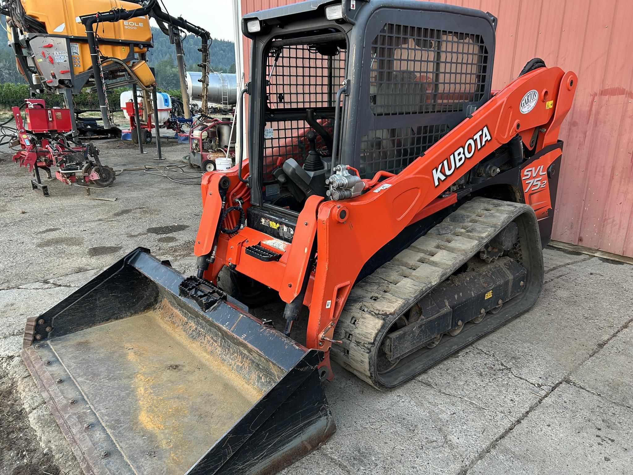 2017 Kubota SVL75-2 Equipment Image0