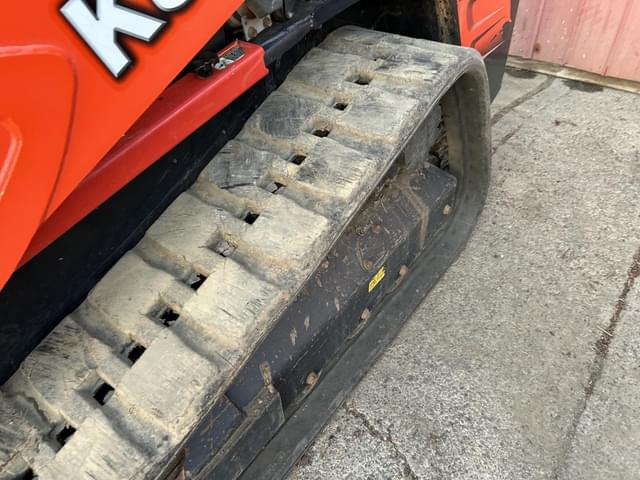 Image of Kubota SVL75-2 equipment image 4