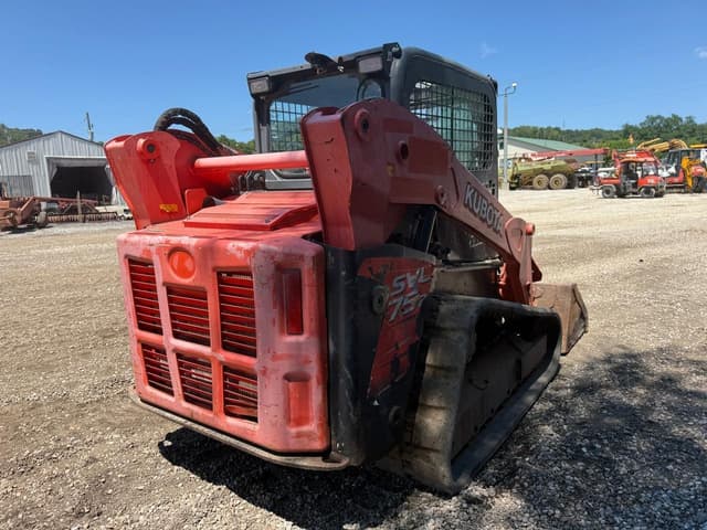 Image of Kubota SVL75-2 equipment image 3