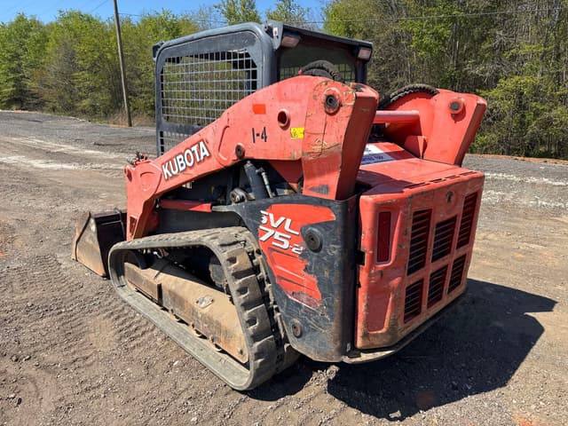 Image of Kubota SVL75-2 equipment image 2