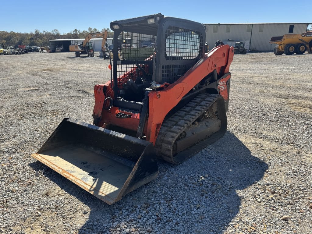 2017 Kubota SVL75-2 Equipment Image0