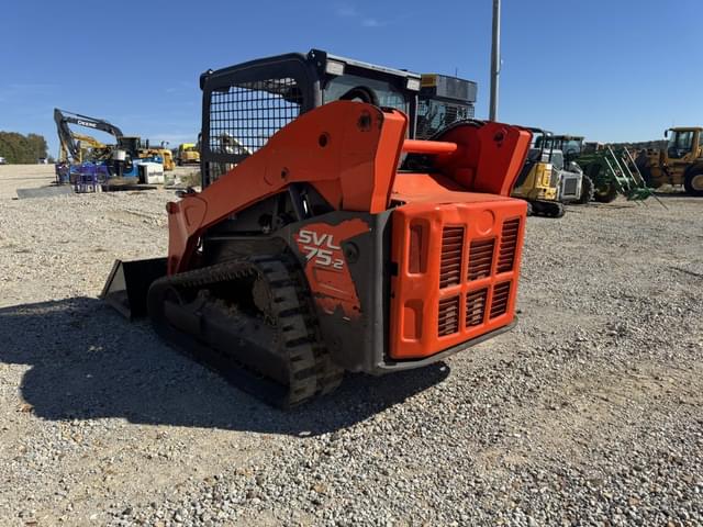 Image of Kubota SVL75-2 equipment image 3