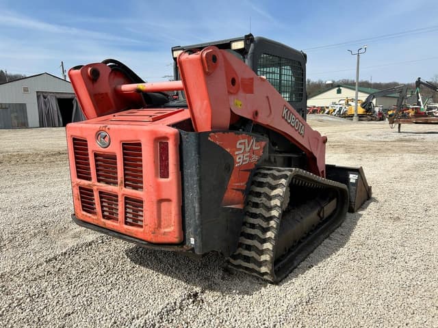 Image of Kubota SVL95-2 equipment image 3