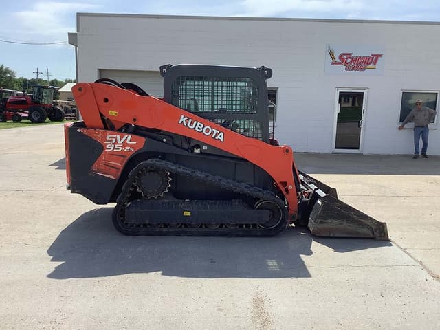 Image of Kubota SVL95-2 equipment image 1