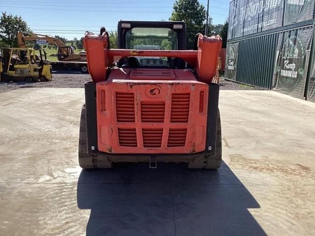 Image of Kubota SVL95-2 equipment image 2