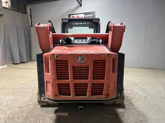 Image of Kubota SVL95-2 equipment image 3