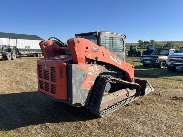 Image of Kubota SVL95-2S equipment image 2