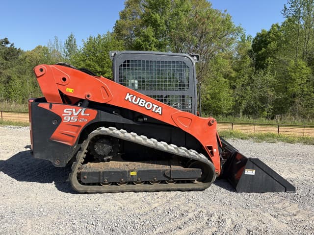 Image of Kubota SVL95-2S equipment image 1