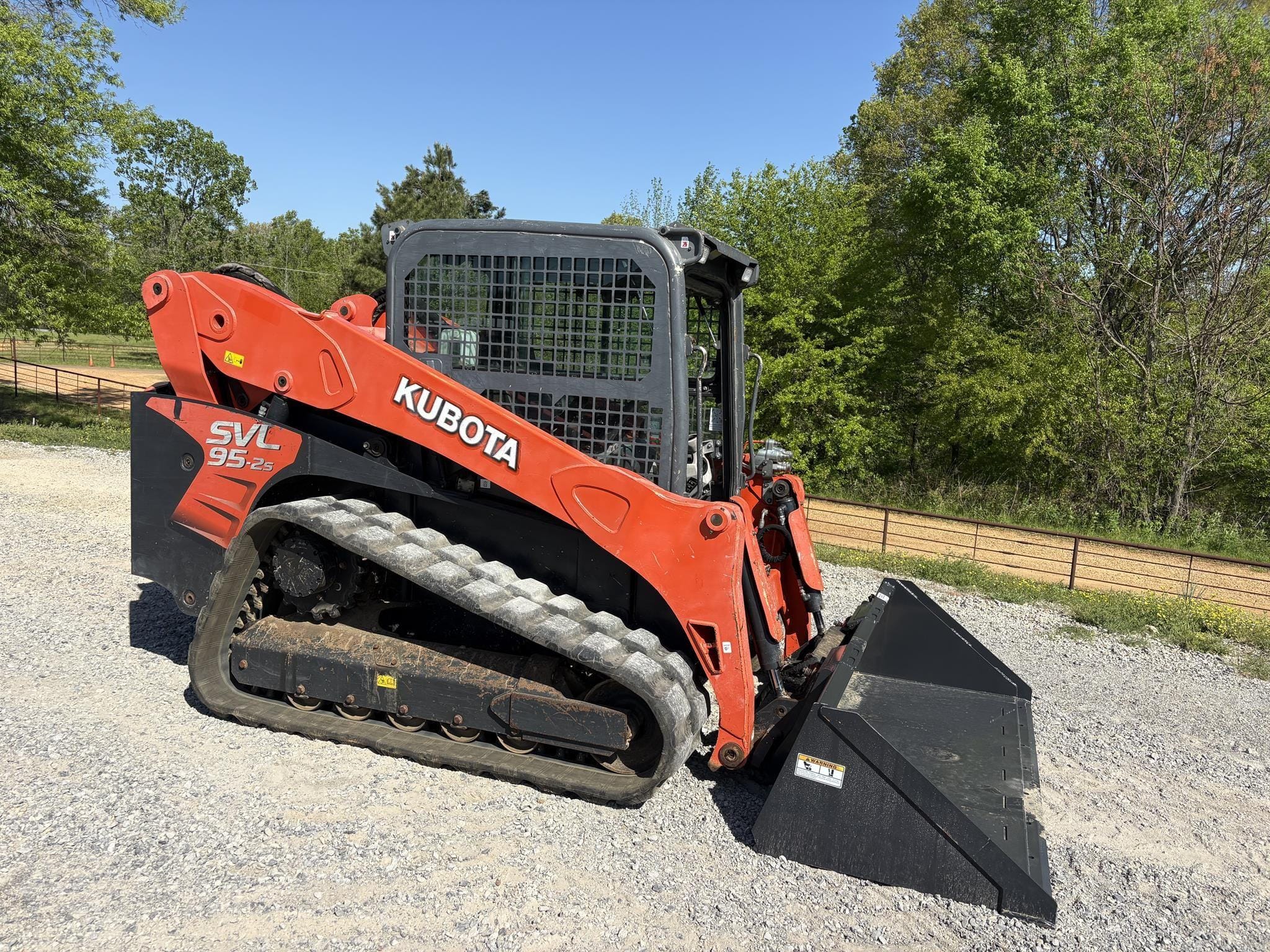 2017 Kubota SVL95-2S Equipment Image0