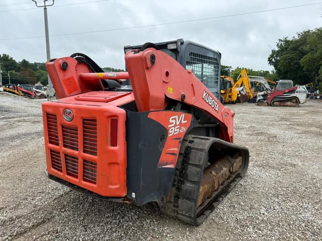 Image of Kubota SVL95-2S equipment image 3