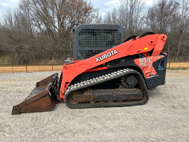 Image of Kubota SVL95-2S equipment image 2
