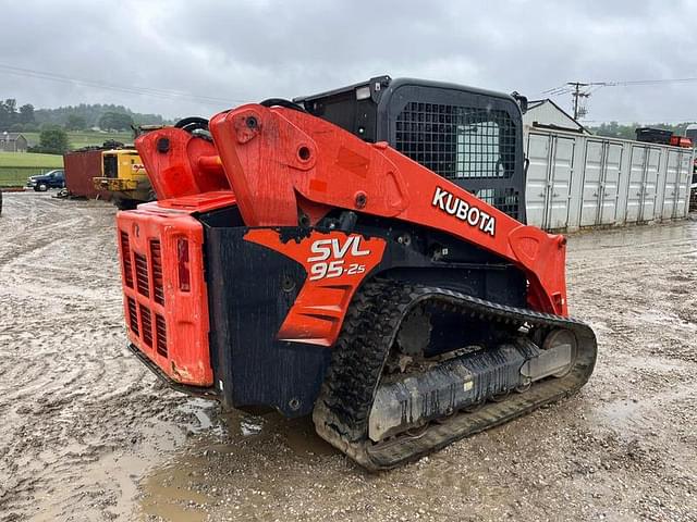 Image of Kubota SVL95-2S equipment image 4