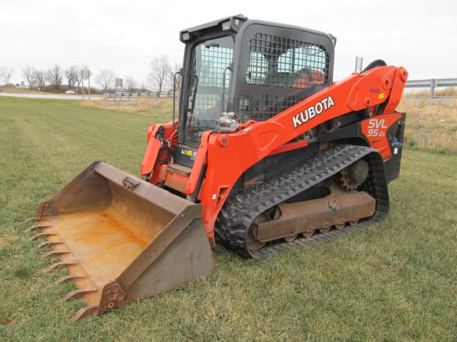 Image of Kubota SVL95-2SHFC equipment image 2