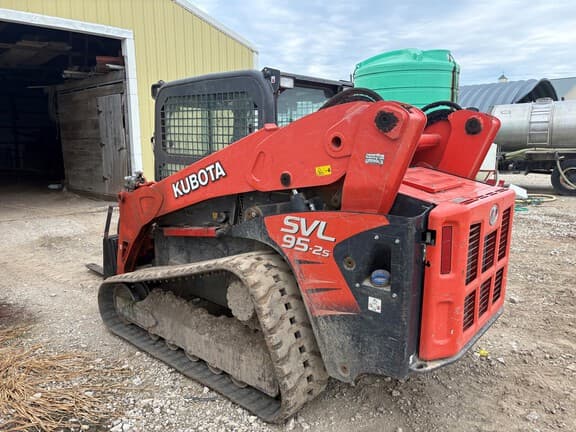 Image of Kubota SVL95 equipment image 1