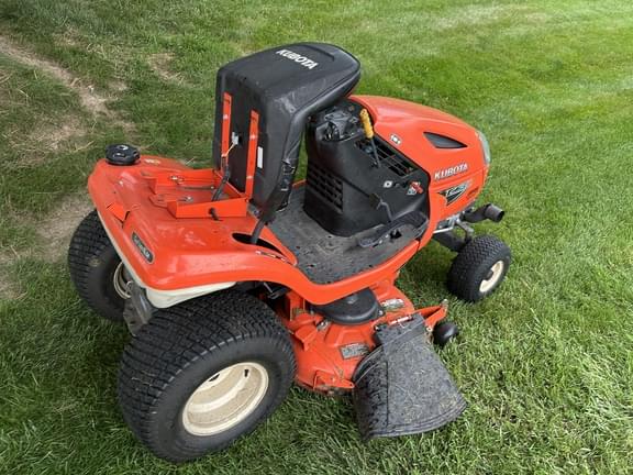 Image of Kubota T2380 Primary image