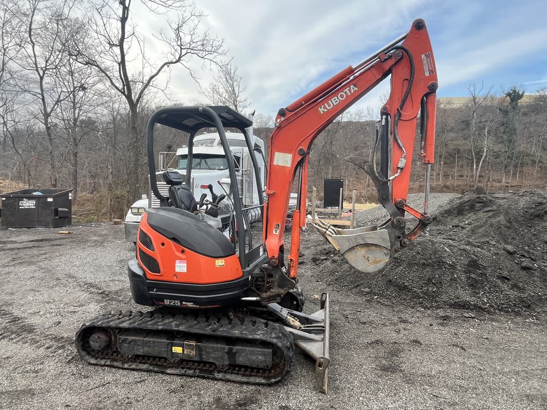 Image of Kubota U25 Primary image