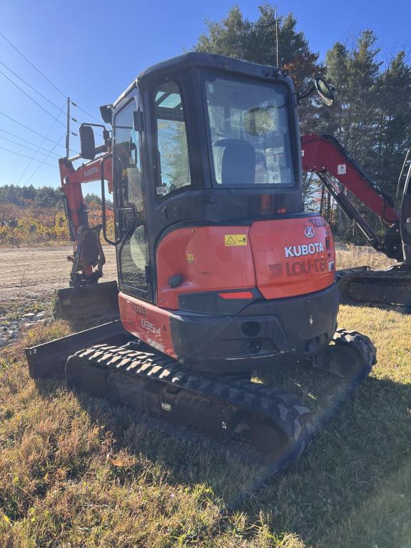 Image of Kubota U35-4 equipment image 1