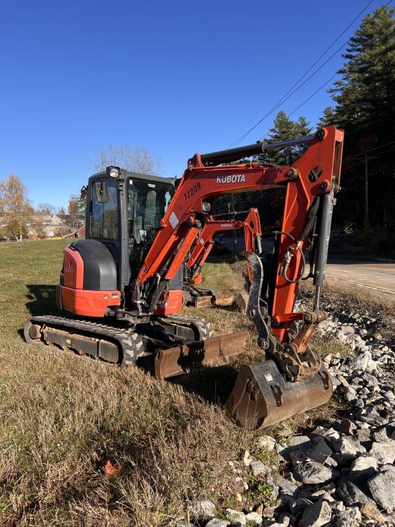 Image of Kubota U35-4 equipment image 3