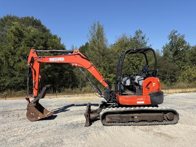 Image of Kubota U55-4 equipment image 4
