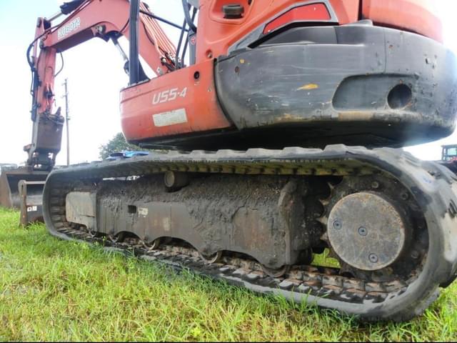 Image of Kubota U55-4 equipment image 4
