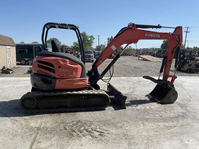 Image of Kubota U55-4 equipment image 4