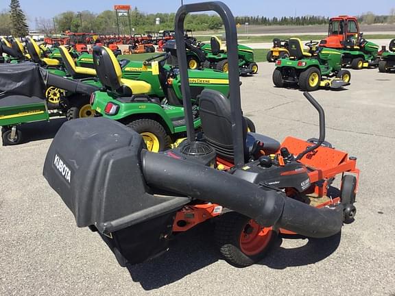 Image of Kubota Z122R equipment image 4