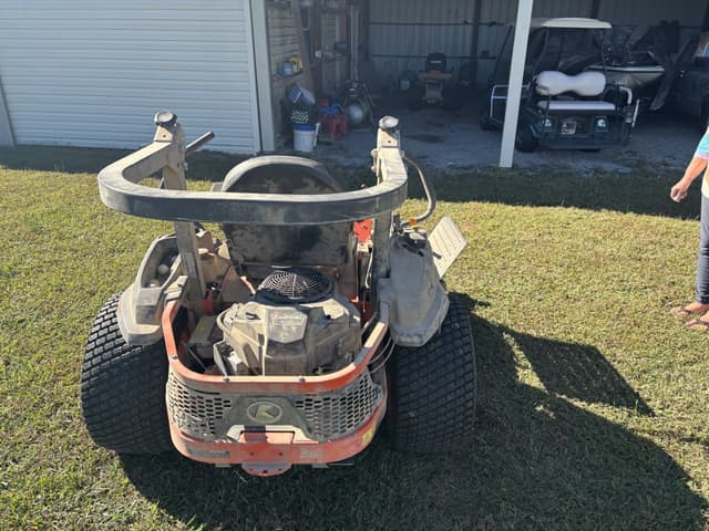 Image of Kubota Z421 equipment image 3