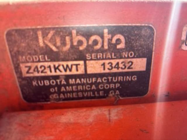 Image of Kubota Z421 equipment image 2
