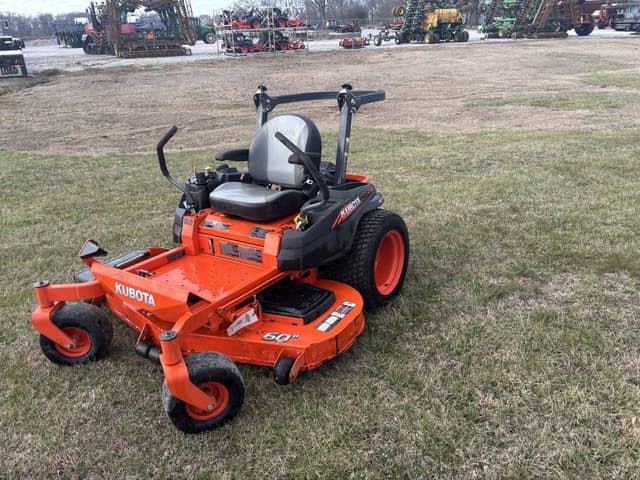 Image of Kubota Z421 equipment image 3