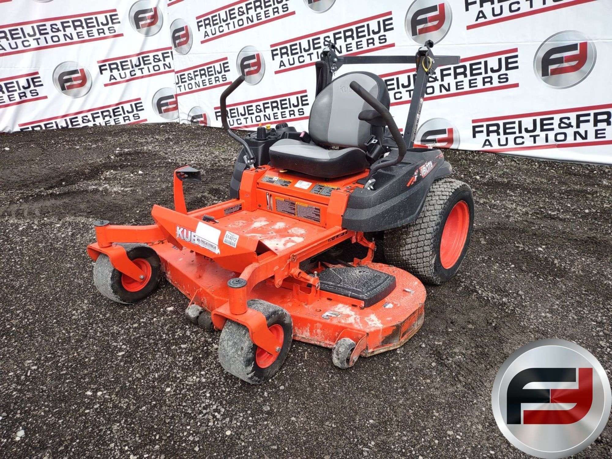 2017 Kubota Z421 Equipment Image0