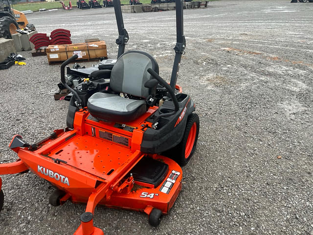 Image of Kubota Z421KW equipment image 3
