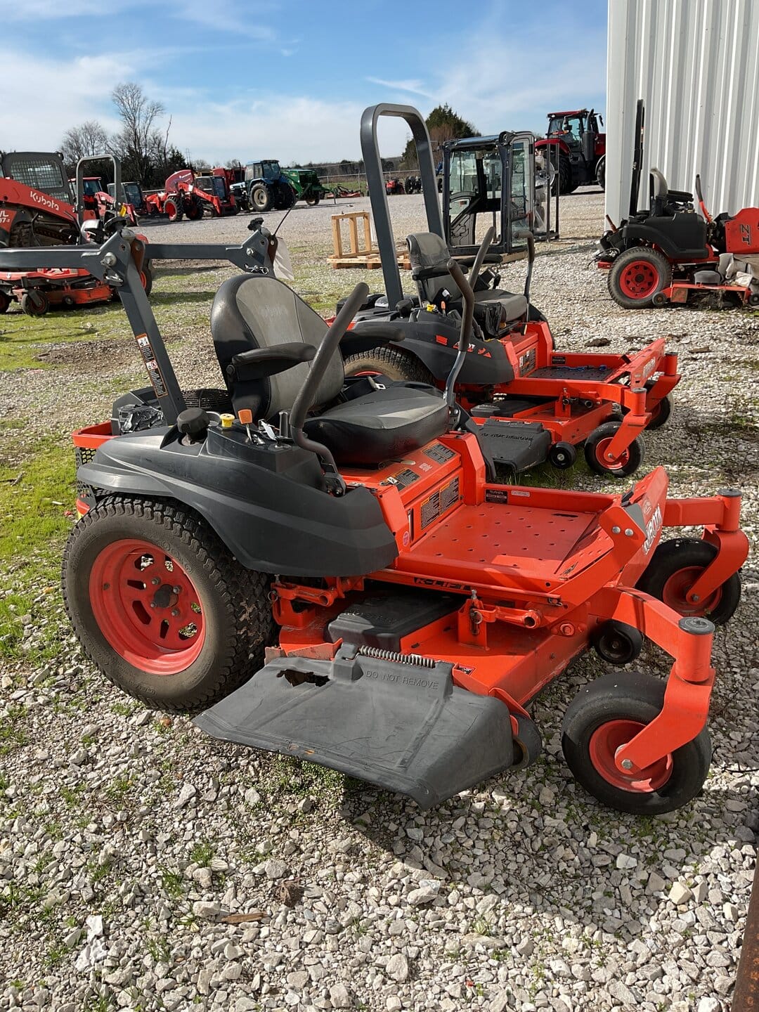2017 Kubota Z421KW Image