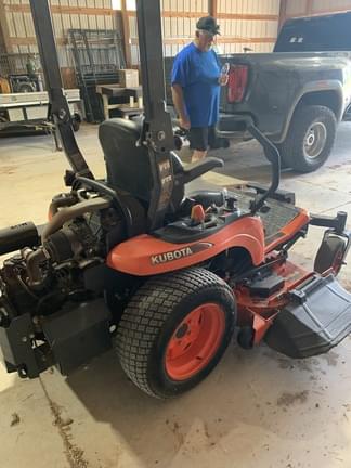 Image of Kubota ZD1011 equipment image 2